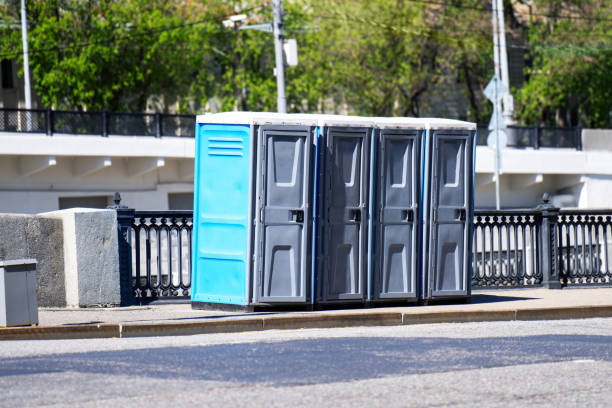 Best Affordable portable toilet rental  in Evansdale, IA